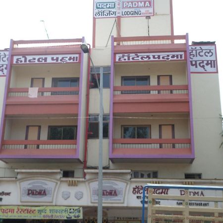 Hotel Padma Nashik Dış mekan fotoğraf