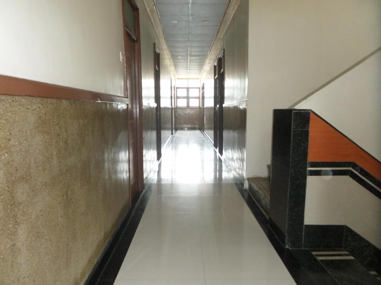 Hotel Padma Nashik Dış mekan fotoğraf