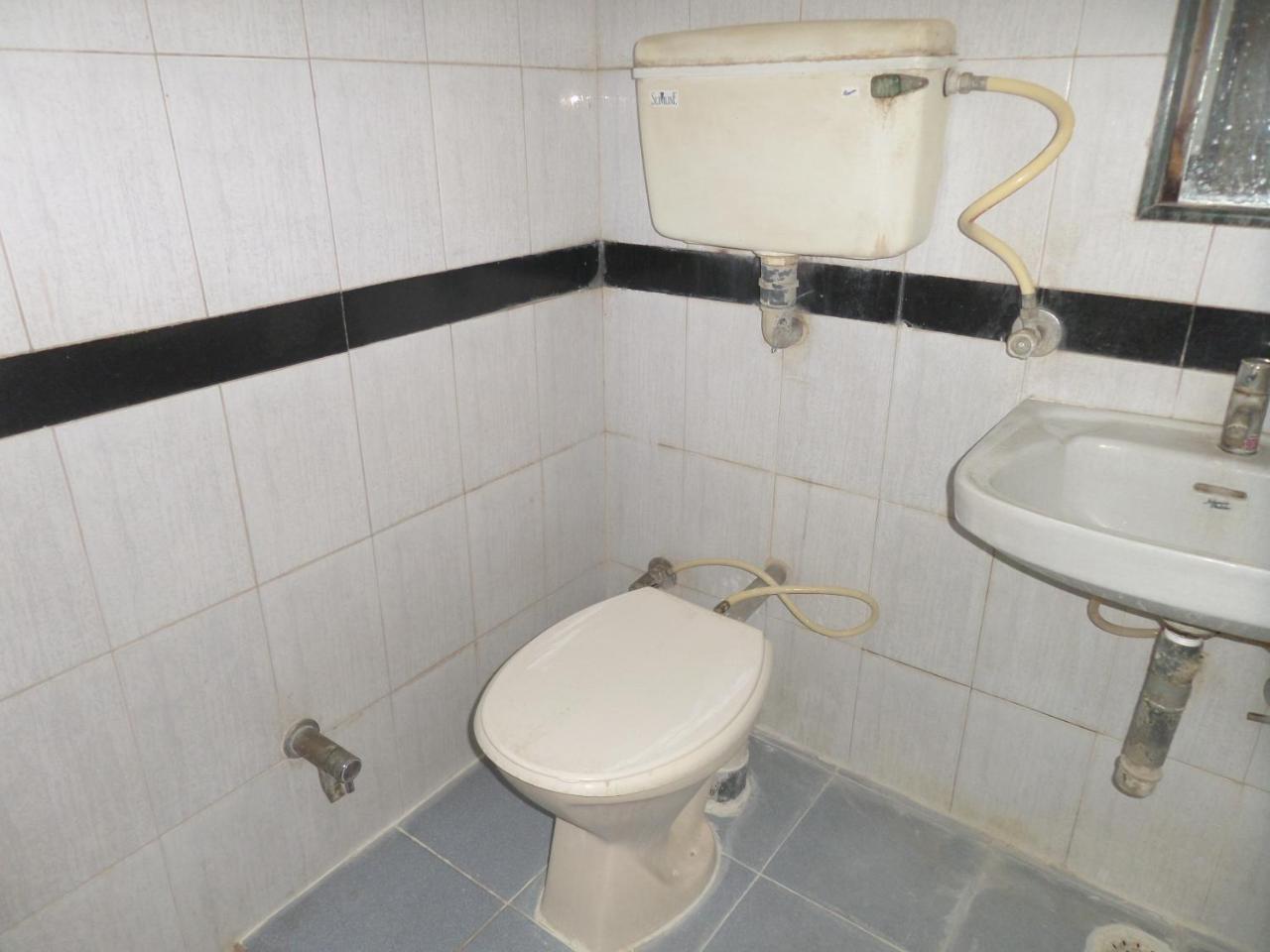 Hotel Padma Nashik Dış mekan fotoğraf