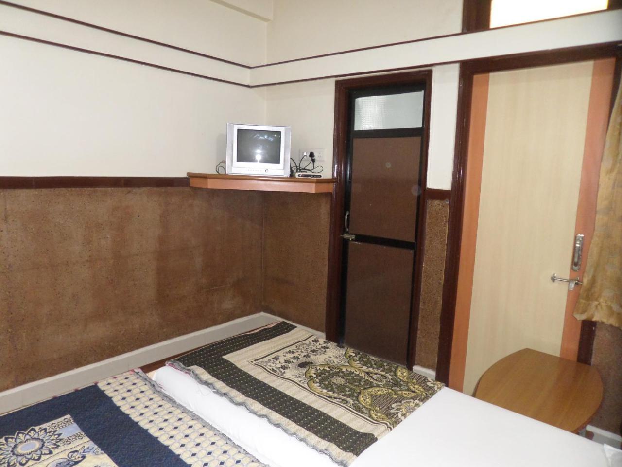 Hotel Padma Nashik Dış mekan fotoğraf