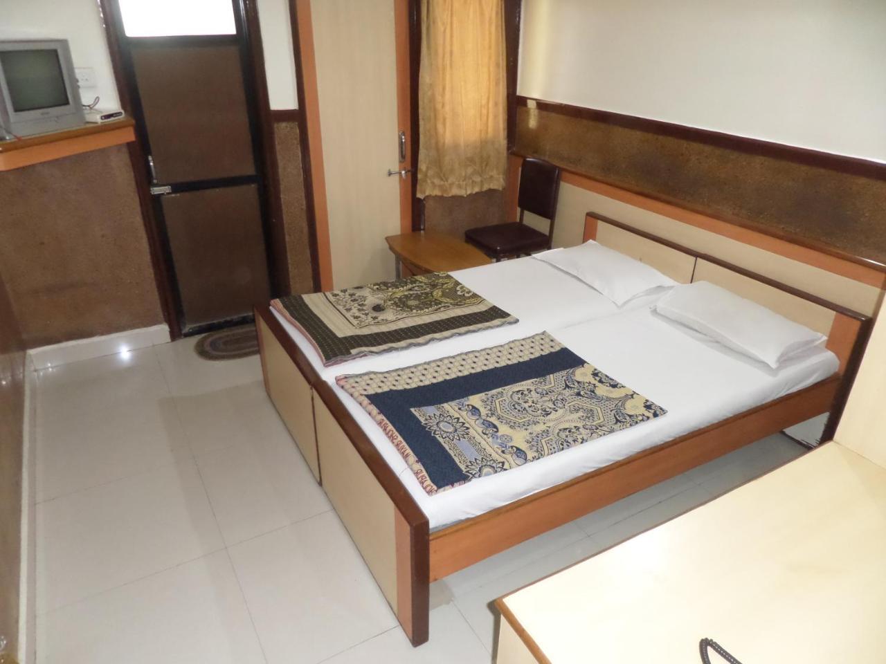Hotel Padma Nashik Dış mekan fotoğraf