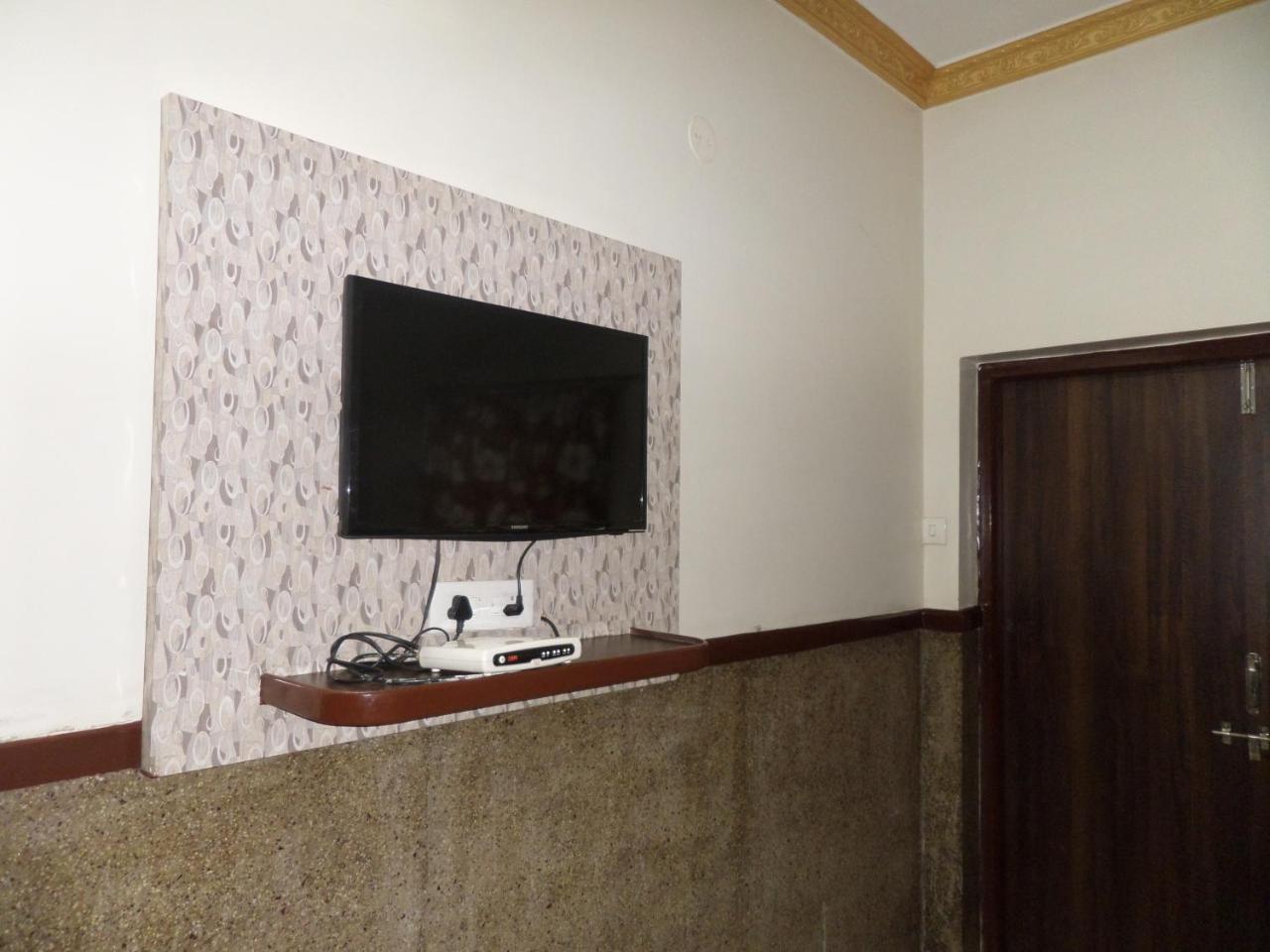 Hotel Padma Nashik Dış mekan fotoğraf